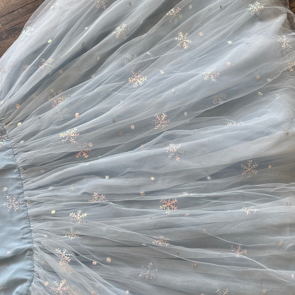 JessaKae Frozen inspired BEAUTIFULLight Blue Tulle Party Dress with Puff Sleeves - Picture 3 of 4